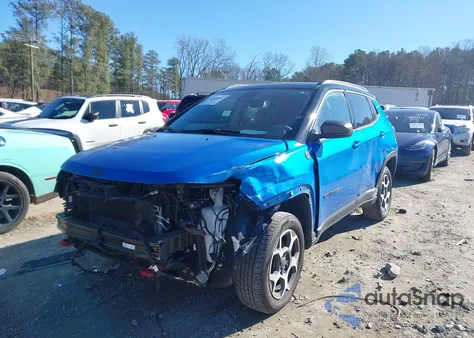 2022 Jeep Compass Trailhawk 4X4 from USA, damaged, VIN 3C4NJDDB2NT110919